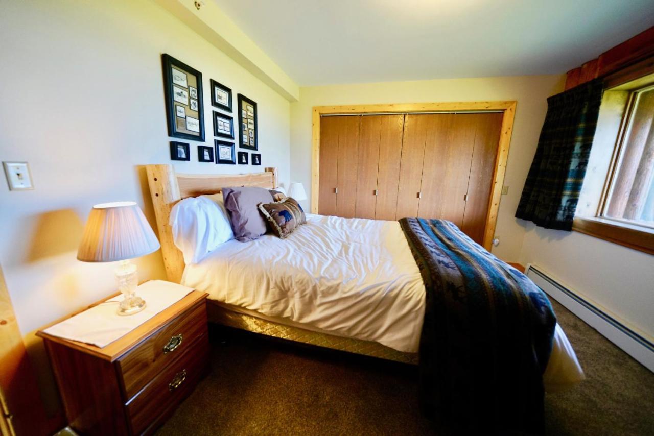 Flat Fish Lodge B&B And Event Center Хоумър Екстериор снимка