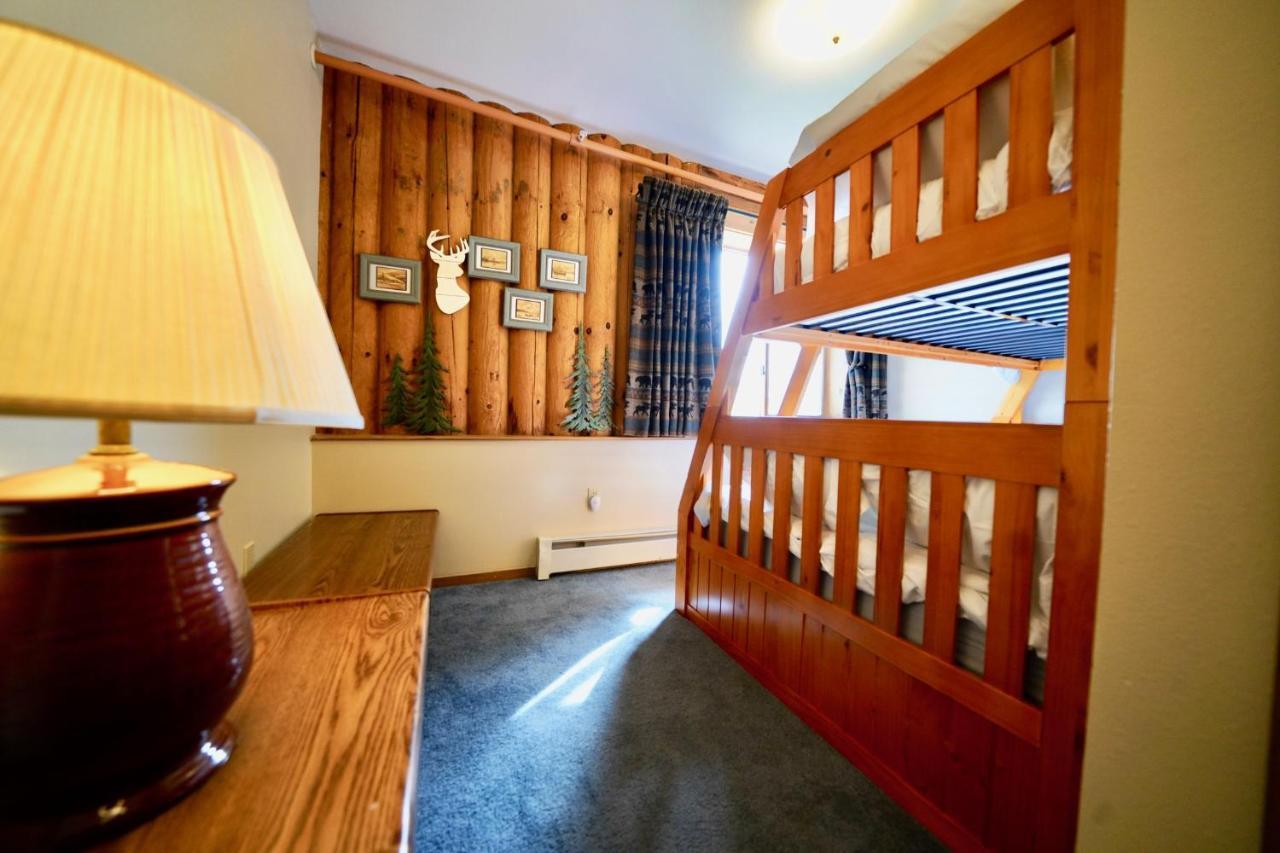 Flat Fish Lodge B&B And Event Center Хоумър Екстериор снимка